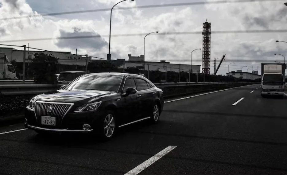 Reliable LGA Airport Car & Limo Service