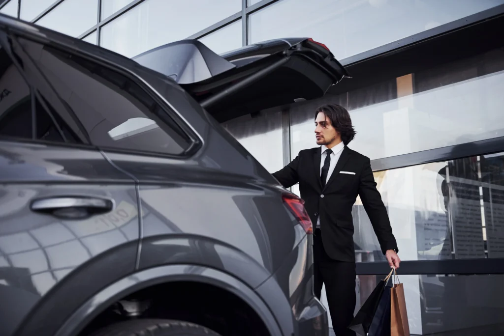 laguardia car service to manhattan